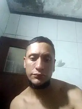 guelmiv20 online show from April 11, 9:40 pm