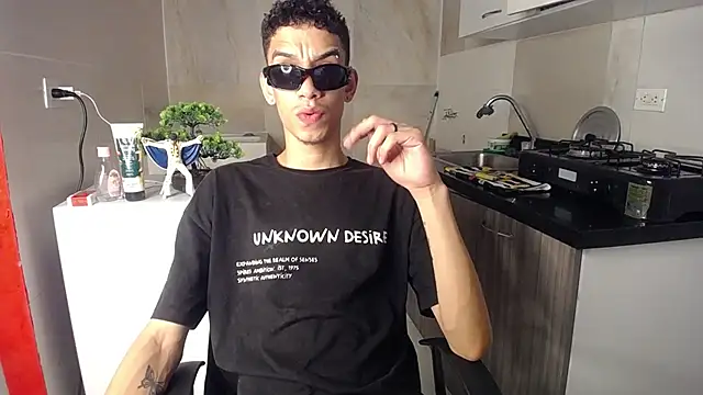 Zamaelprime  online show from March 30, 6:03 am