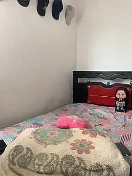 Johannes mills online show from April 20, 10:01 pm