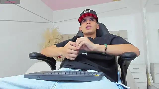 DrakoStone online show from April 2, 9:11 pm