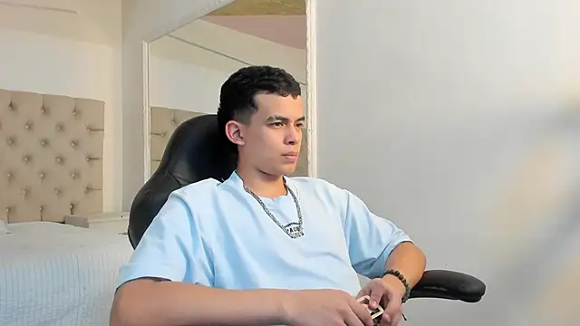 DrakoStone online show from April 14, 9:14 pm