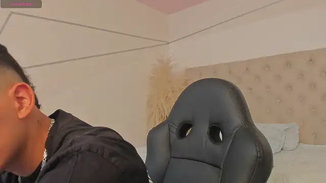 DrakoStone online show from April 15, 8:53 pm