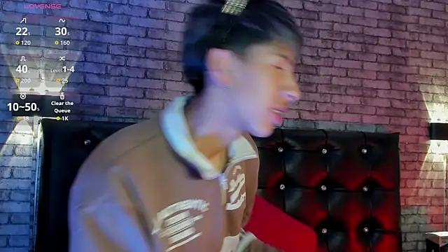 Tommy Fox online show from April 22, 2:00 pm