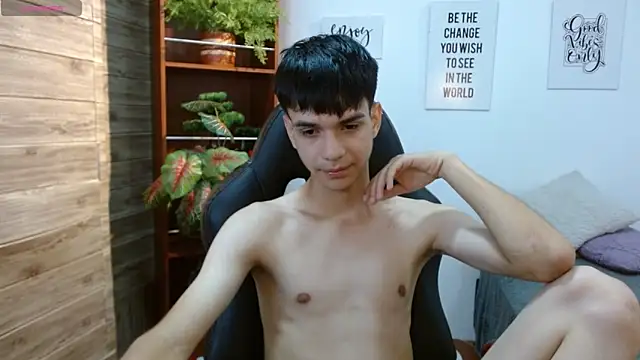 maxim rod online show from April 13, 8:20 pm