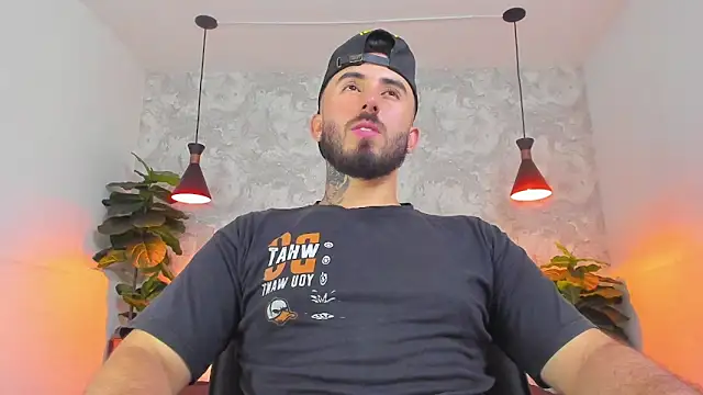 martin foster  online show from April 14, 9:03 pm