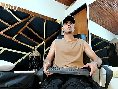 LucaColmal online show from April 6, 4:46 am