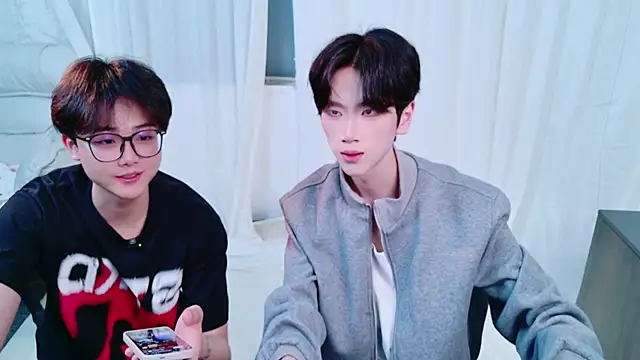 Dkcolo online show from April 23, 8:52 am