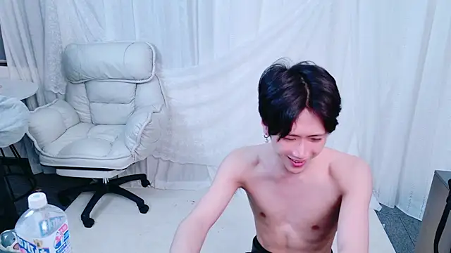 Dkcolo online show from April 25, 1:41 pm