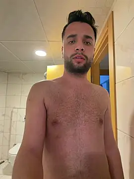 Arin21201 online show from April 3, 9:22 pm