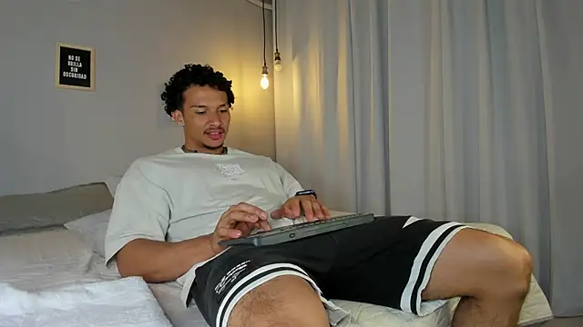 dominik drake online show from April 18, 12:39 pm