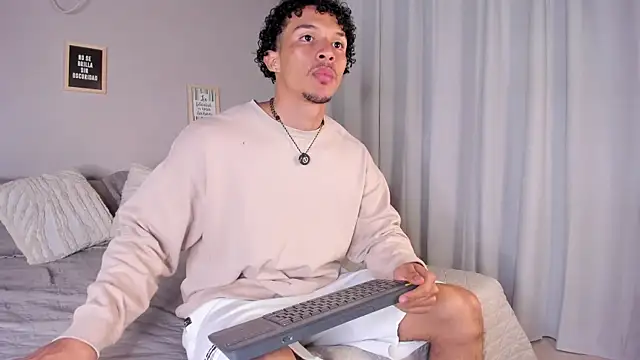 dominik drake online show from April 7, 12:27 pm