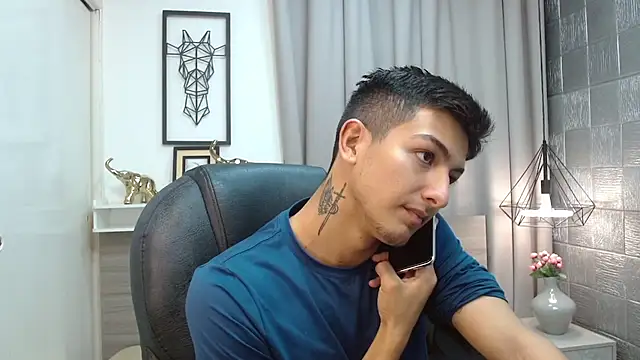 CaballeroNocturno  online show from April 5, 1:03 am