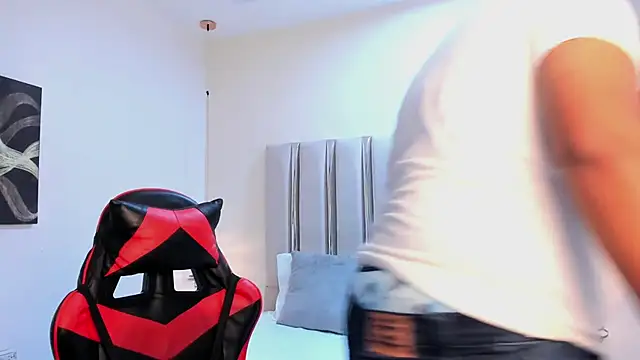 Jay Dusk online show from April 18, 3:52 am