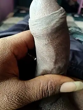 hotboy122345 online show from April 18, 5:09 am