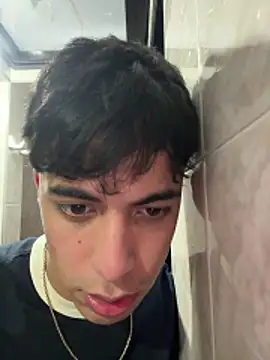 nico herrera   online show from April 21, 10:49 pm