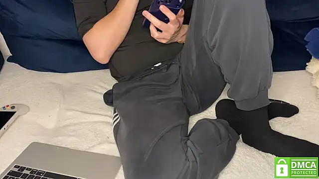 NaughtysecretsDE online show from April 16, 1:33 pm