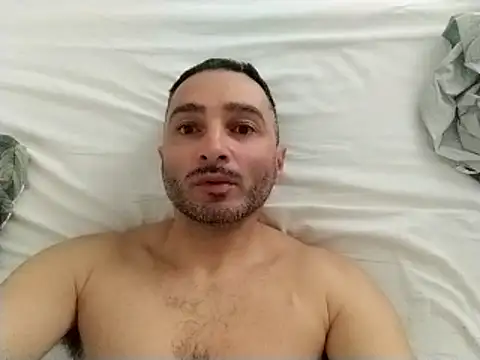 zzrkx online show from April 11, 8:40 am