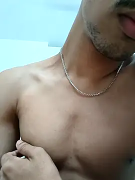 agaaaaaaa online show from April 5, 8:27 pm