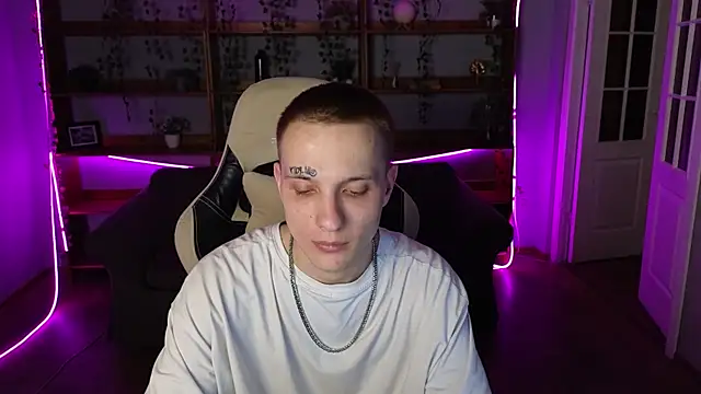 Dreamkai online show from April 7, 2:39 pm