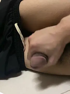 nghiensexhuhu online show from April 14, 10:53 pm