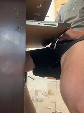 escrivao online show from April 17, 5:04 pm