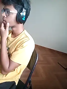 letsplaygame online show from April 17, 4:37 am