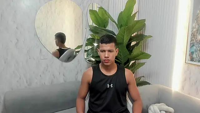 noahdark  online show from April 19, 1:27 am