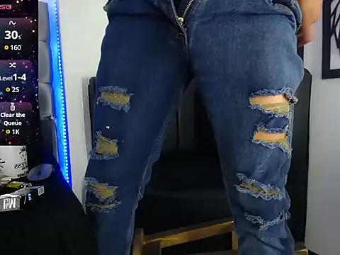 big cock2016 online show from April 6, 9:15 pm