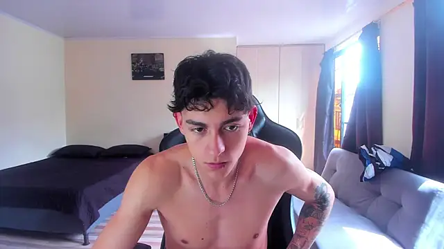 Luke Chill online show from April 7, 3:12 pm