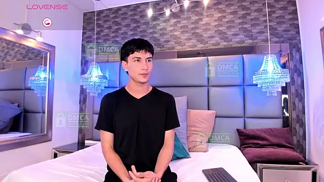 Taylor Brooks online show from April 23, 8:11 pm