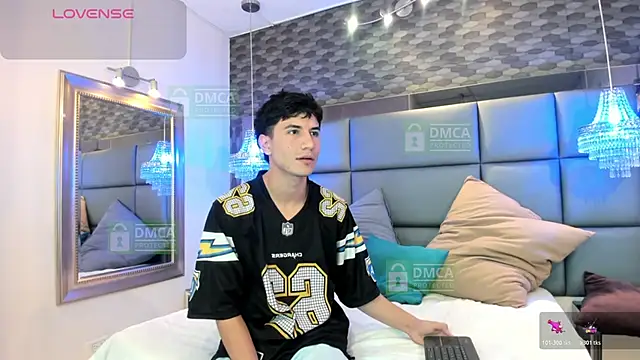 Taylor Brooks online show from April 21, 7:53 pm