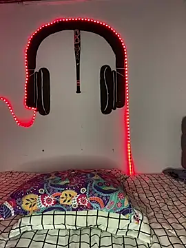 jmaxter online show from April 23, 5:12 am