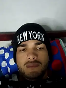 Nicolas Moncadas online show from April 14, 12:05 pm