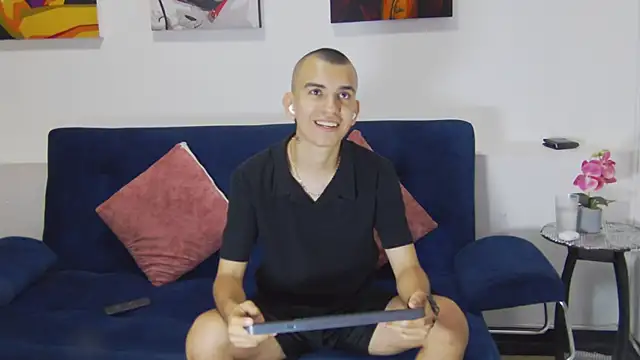 Rowan Cley online show from April 8, 7:44 pm