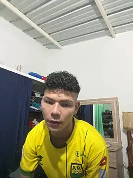 sebascuterouss online show from May 10, 11:33 am