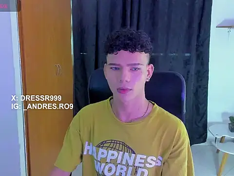 sebascuterouss online show from April 18, 11:55 am