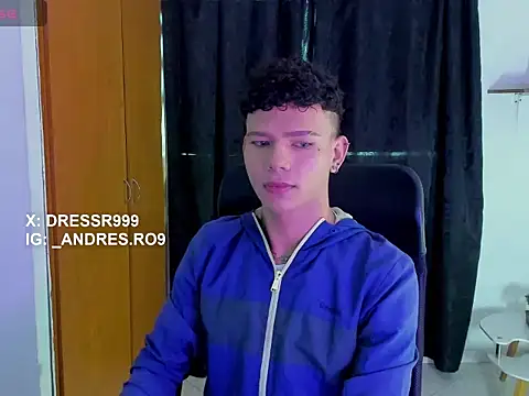 sebascuterouss online show from April 19, 12:04 pm