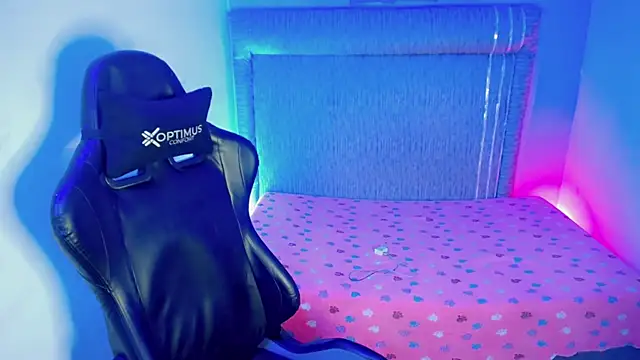 Yei lee  online show from April 22, 4:19 am