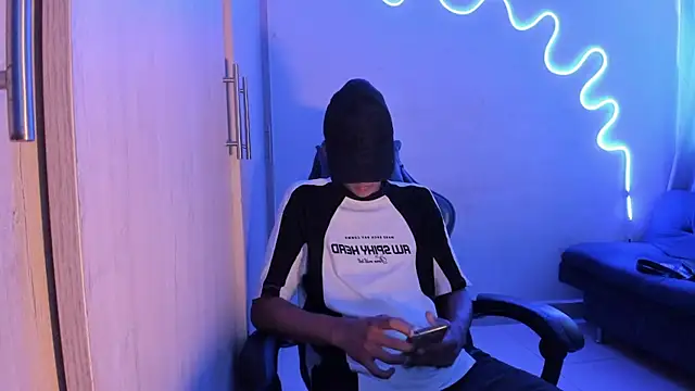 dante martinez online show from April 20, 7:27 pm