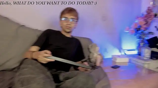 JeremySanders1  online show from April 9, 10:38 pm