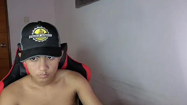 darknigthx online show from April 20, 1:52 am