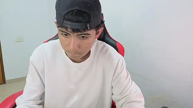 darknigthx online show from April 18, 1:29 am