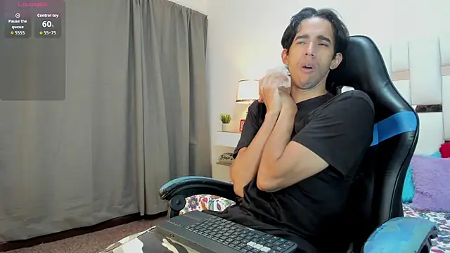 Alessandro Abruzzo online show from April 21, 3:02 am