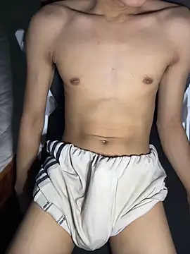 tuanhip online show from April 18, 3:08 am