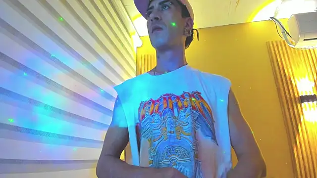 PODEROSO SAMAEL online show from April 27, 3:14 am