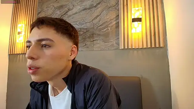 KENNY HANK online show from April 23, 4:17 am