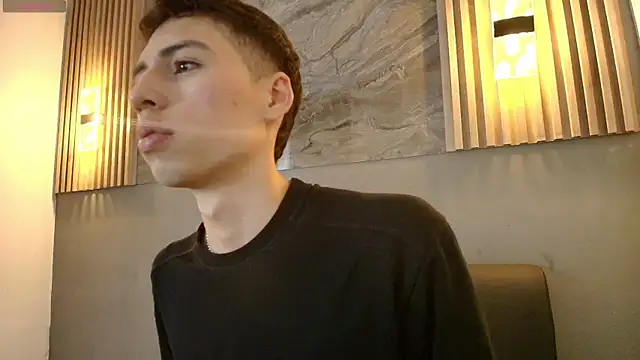 KENNY HANK online show from April 21, 3:45 am