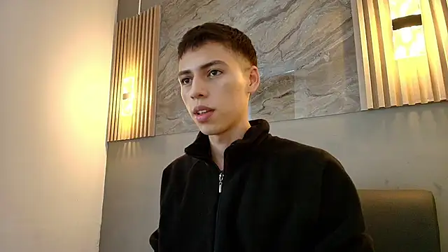 KENNY HANK online show from April 18, 4:03 am