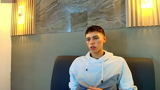 KENNY HANK online show from April 27, 3:58 am