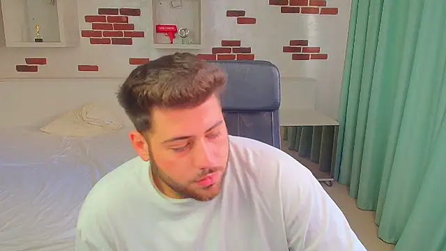 DaxGreer online show from June 15, 4:26 am